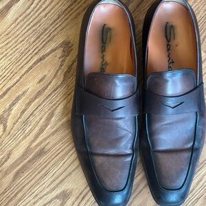 Mens brown shoes loafer mint condition.